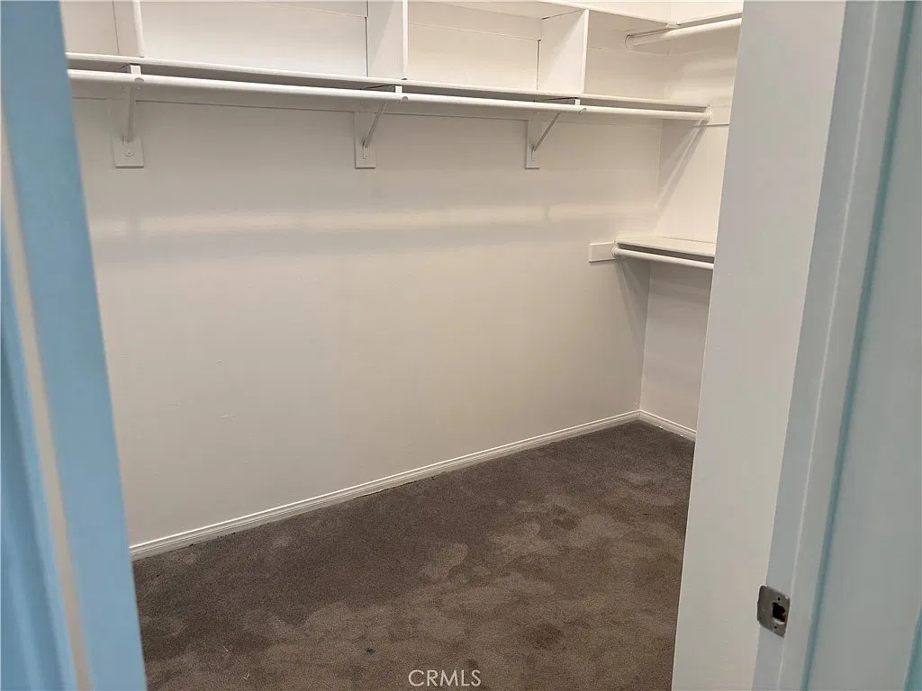 1 bed, 950 sqft, $1,595 — Photo 4