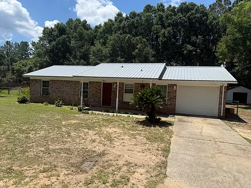 5555 Crestwood Dr Photo 1