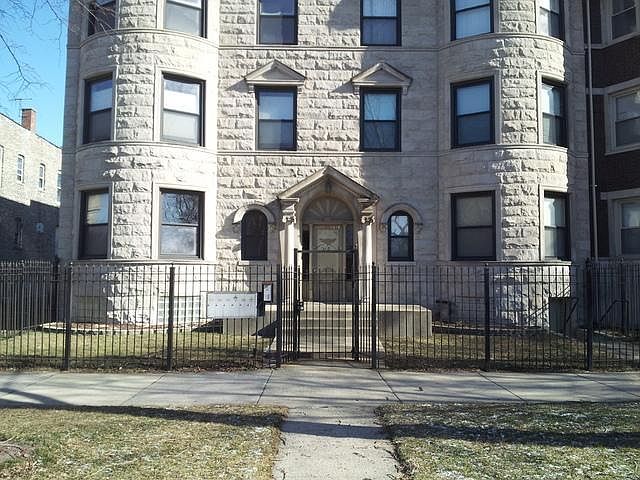 1st image of 5423 S Michigan Ave APT 1S