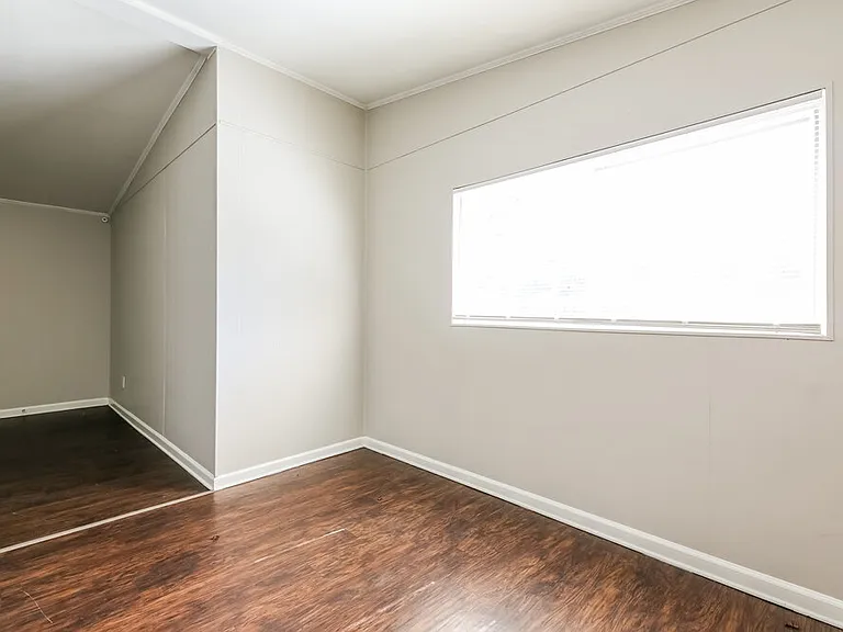 2202 Leon Rd — Photo 4