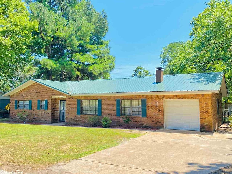 1st image of 215 Cain Dr