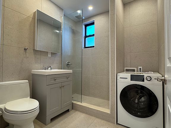 5th image of 4115 31st Ave APT 3