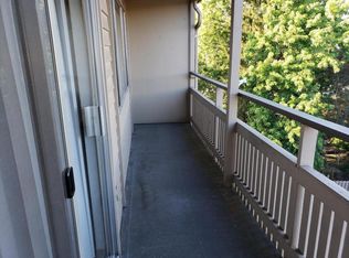 3506 NE 95th St #201, Seattle, WA 98115