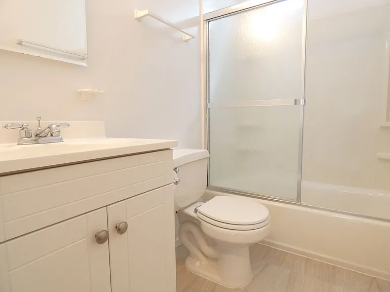 751 S Curson Ave — Photo 12