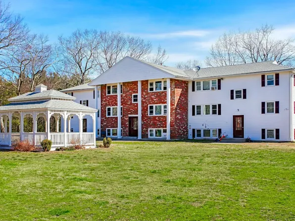 Palmer Gardens, 48 Off Lariviere Ave #Pg-31, Three Rivers, MA 01080