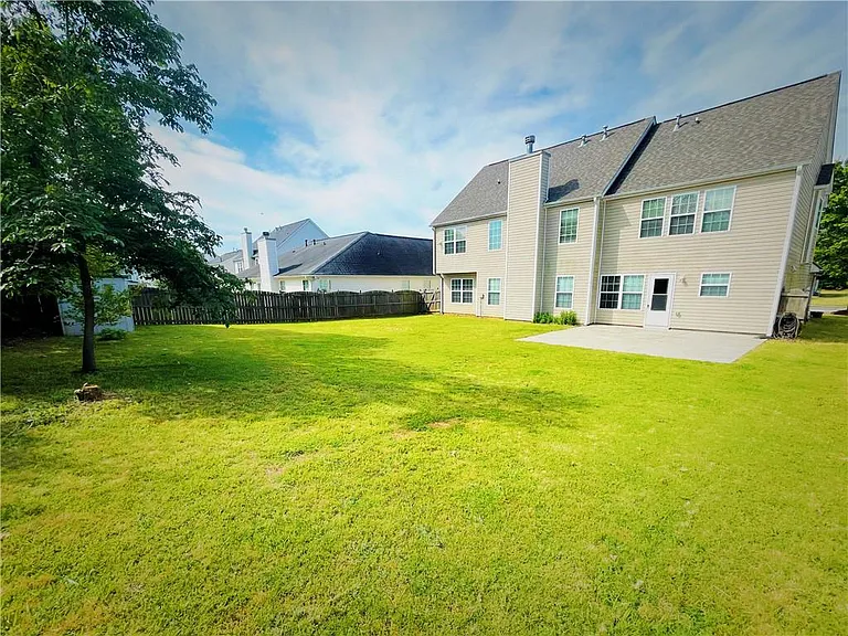 788 Roxholly Ln — Photo 26