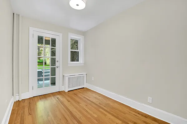 Rented by Compass | media 27