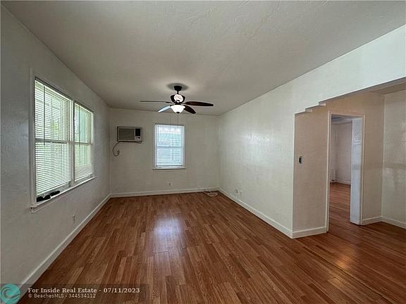 2nd image of 1016 NE 3rd St #1018