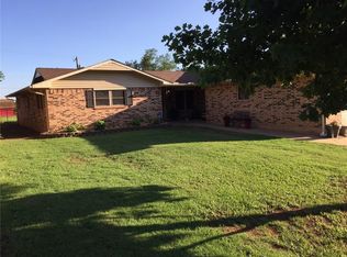 442 E Hallock St, Gracemont, OK 73042