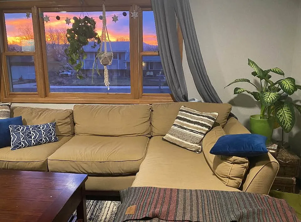 4 bed, 1886 sqft, $2,400 — Photo 4