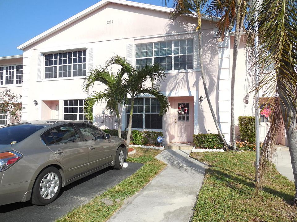 1st image of 231 Foxtail Dr APT E