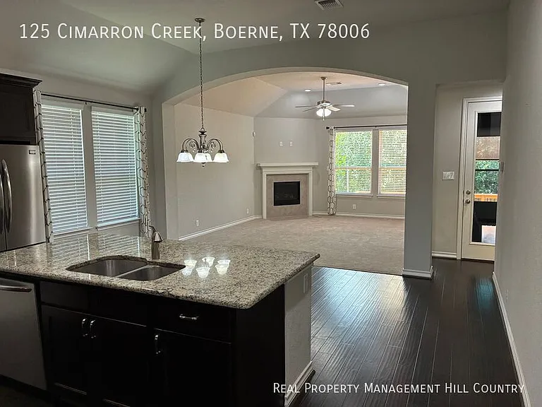 125 Cimarron Crk — Photo 5