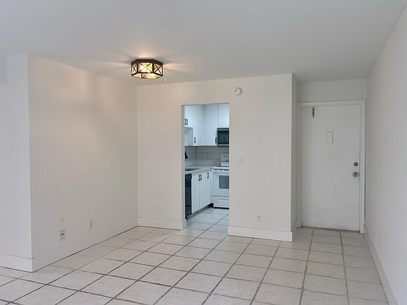 4th image of 618 NW 13TH Street #0160