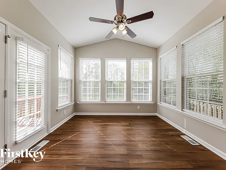 6221 Elderbush Dr — Photo 6