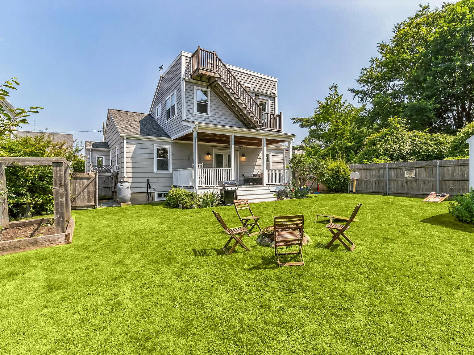 110 Orchard Ave — Photo 4