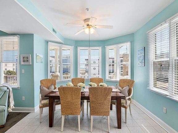 5th image of 1420 Ocean Ave #B