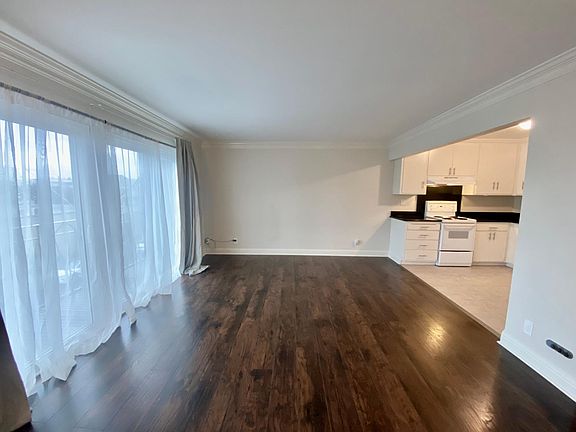 3rd image of 420 20th Ave #7
