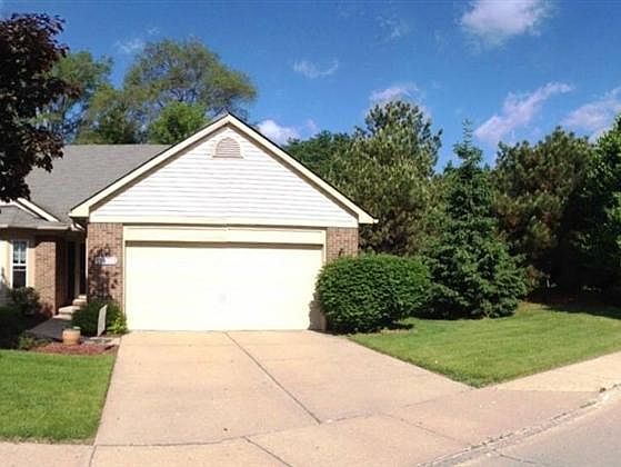 1st image of 45309 Manor Dr