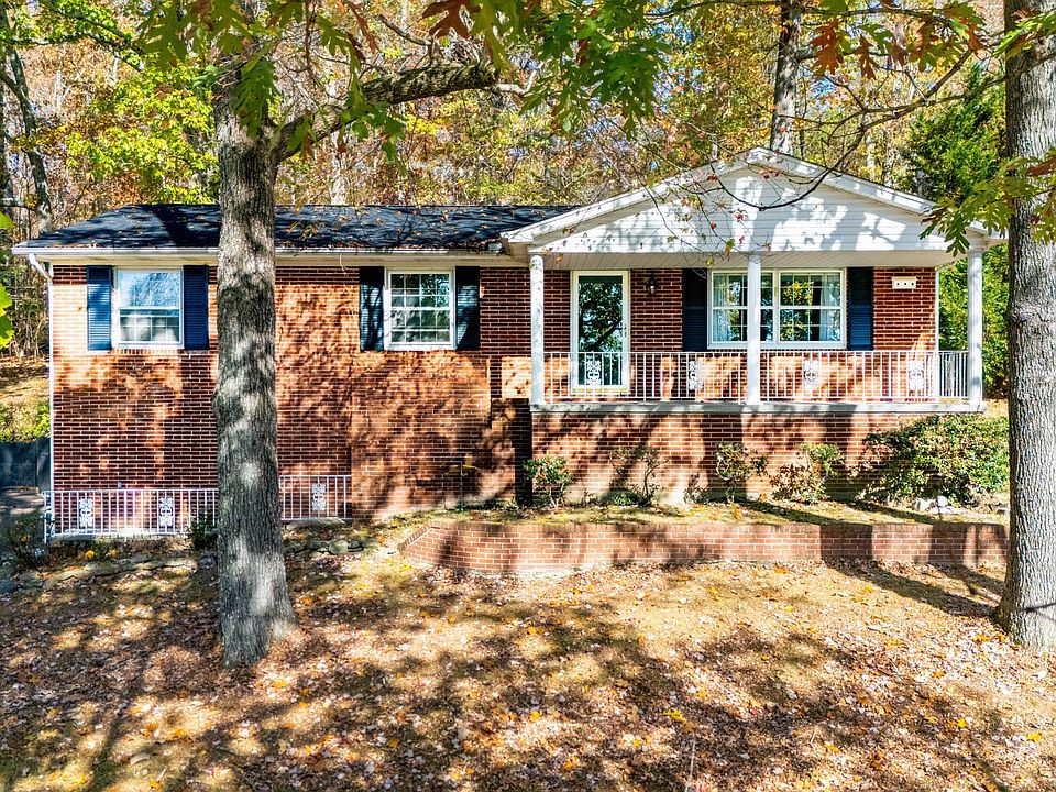 1st image of 4620 Silverhill Dr