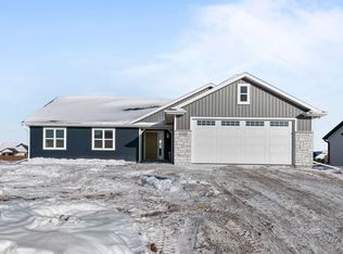 W5618 Tonys Way, Appleton, WI 54915