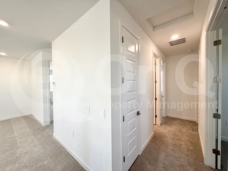 10042 S 23rd Ln — Photo 25