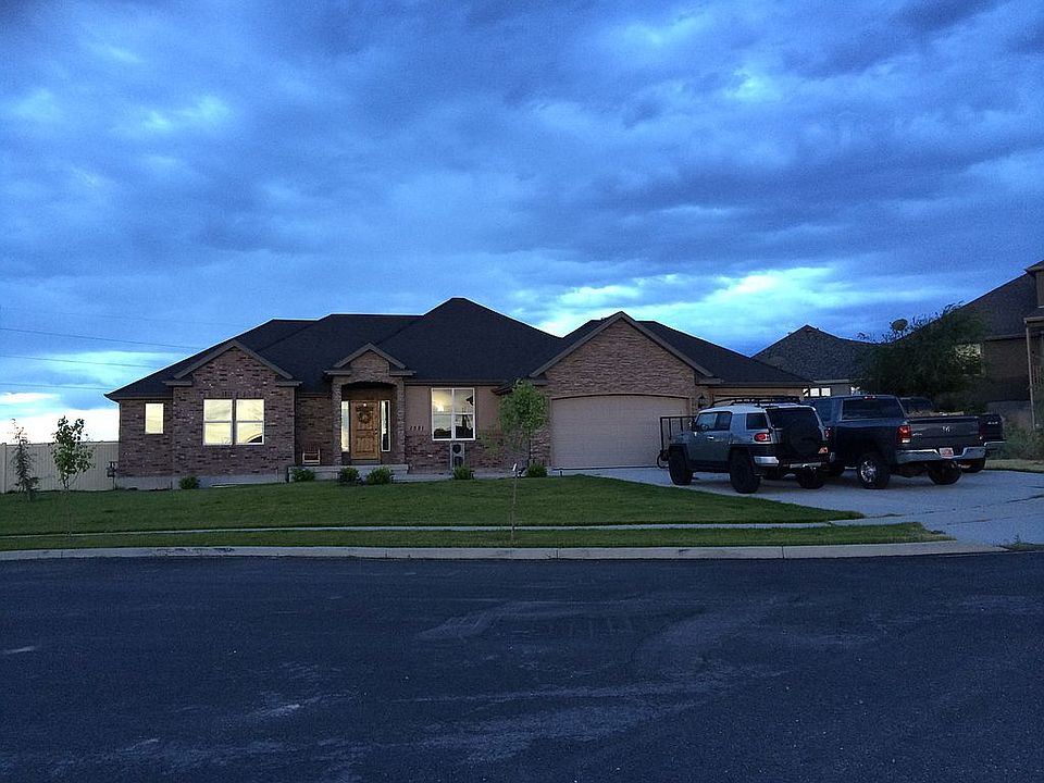 1st image of 1581 W Iron Horse Blvd