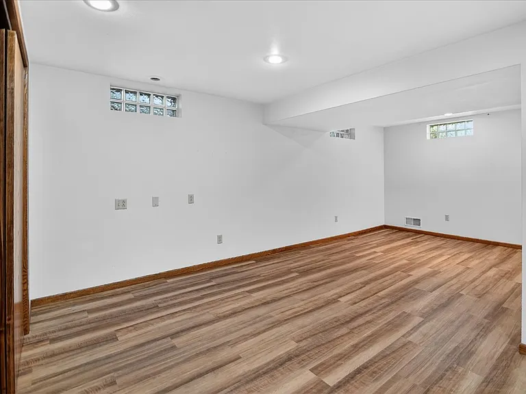 1014 N Westfield Rd — Photo 38