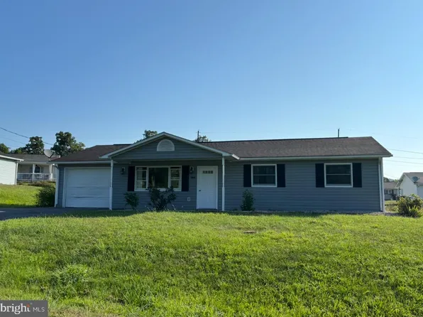 136 Meadow St, Keyser, WV 26726