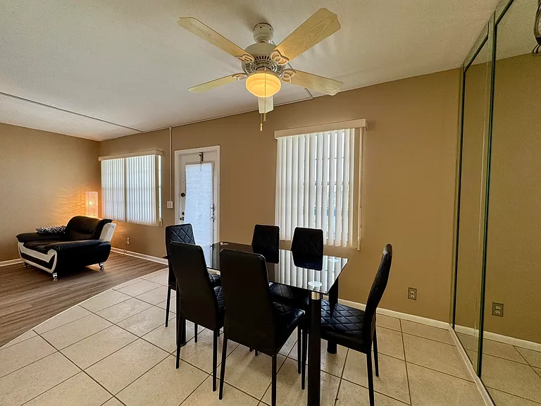 4019 Lincoln Pl #A — Photo 10