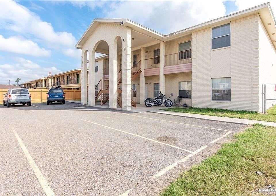 1st image of 216 Gastel Cir #4