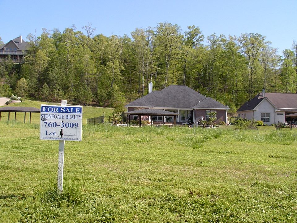 1st image of 348 Hunterscove Dr