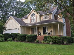 50 Woodland Ct, Paris, TN 38242