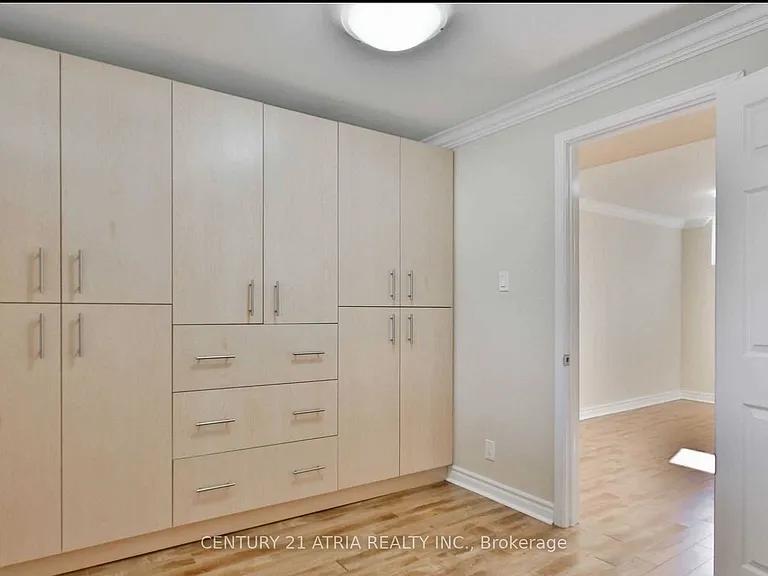 243 Harrygan Cres — Photo 13
