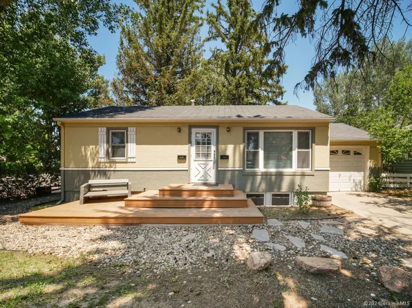 1503 Steele St, Laramie, WY 82070