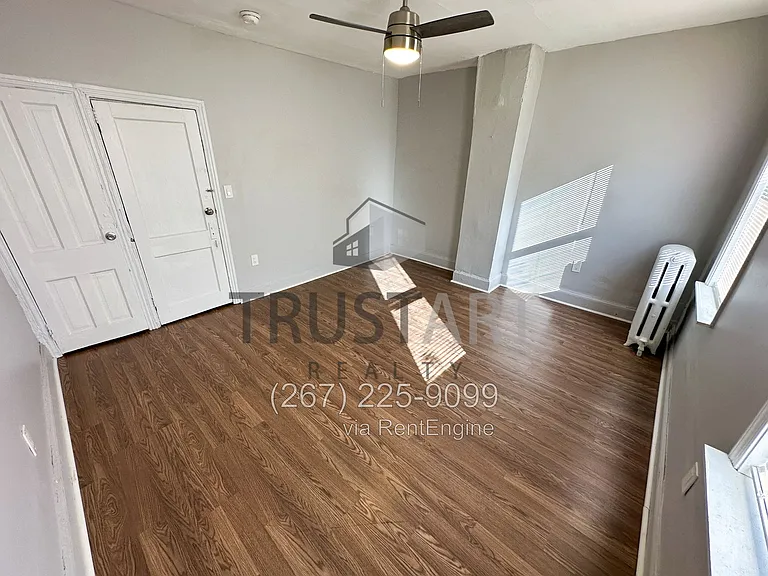 1867 E Wensley St — Photo 13