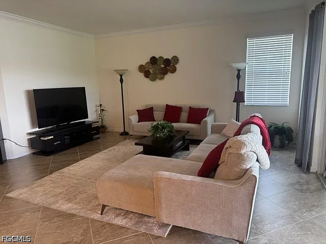 10399 Prato Dr — Photo 4