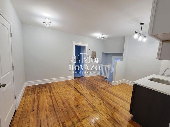 2nd image of 102 Vermont Ave #3AV