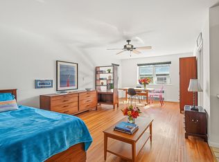 73-44 Austin St #4T, Forest Hills, NY 11375