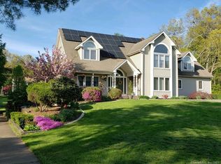 418 Pike Pl, Windsor, CT 06095