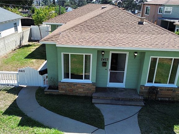 4th image of 2421 W Via Corona