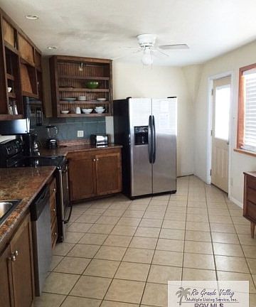4th image of 728 N Shore Dr