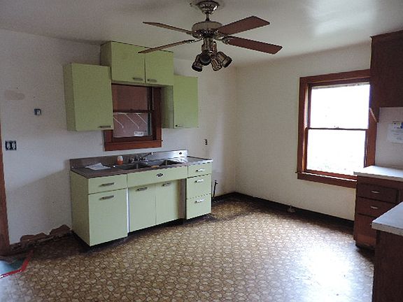 2nd image of 5860 S 81st West Ave