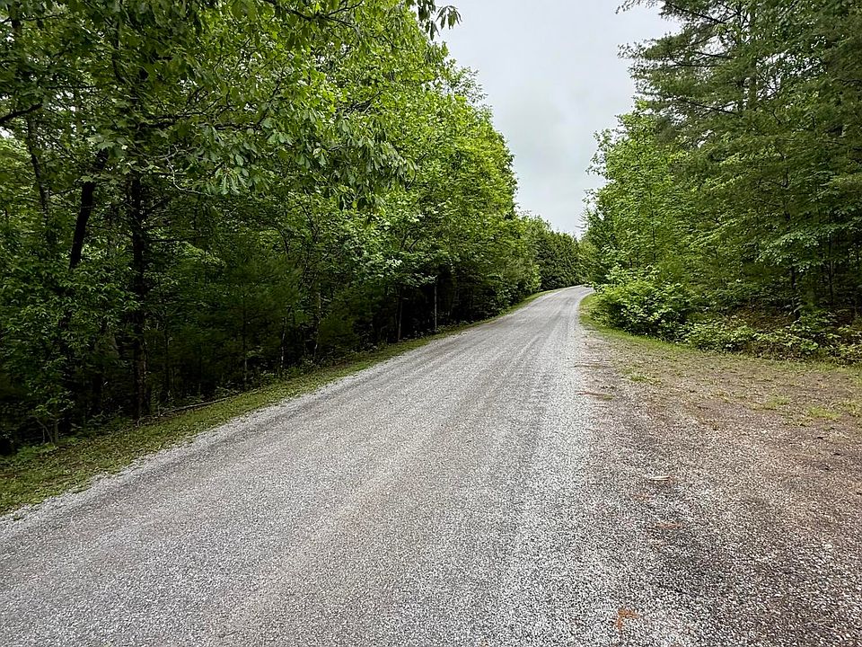 2nd image of 5 Galax Rd