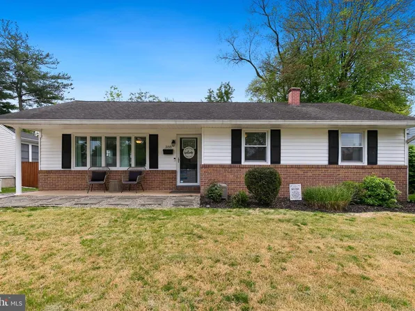 388 Fleagle Rd, Glen Burnie, MD 21061