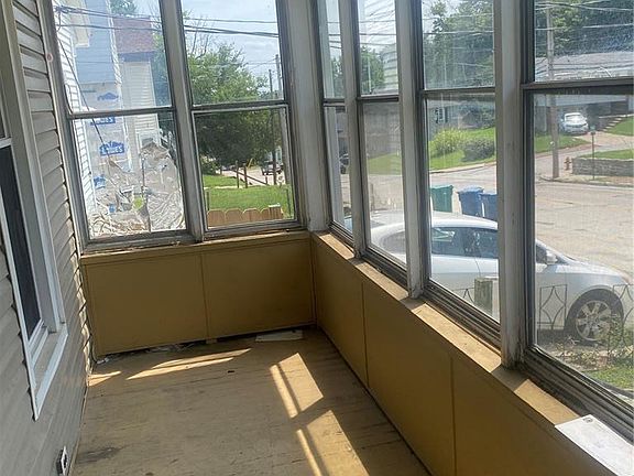 2nd image of 1105 W 9th St