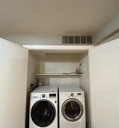 2nd image of 1560 E Stratford Ave #8