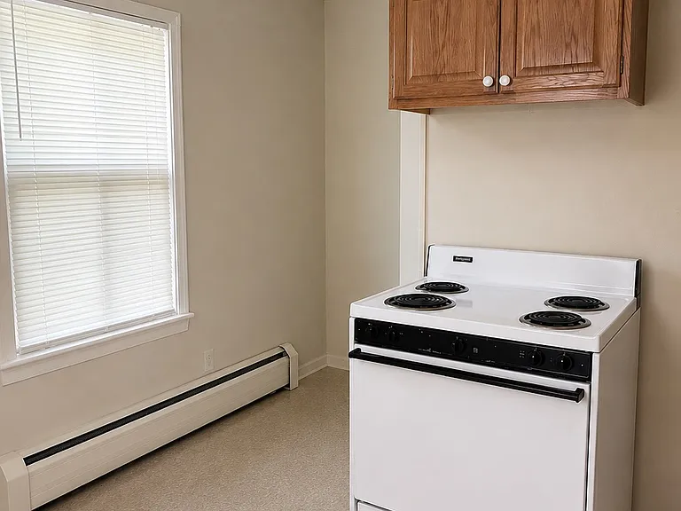 57 Old Post Rd #2A — Photo 3