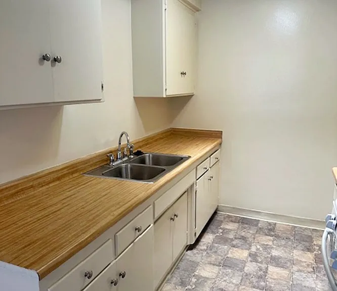 13621 Van Ness Ave #9 — Photo 5