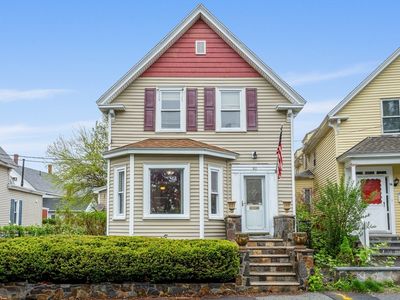92 12th St, Lowell, MA, 01850