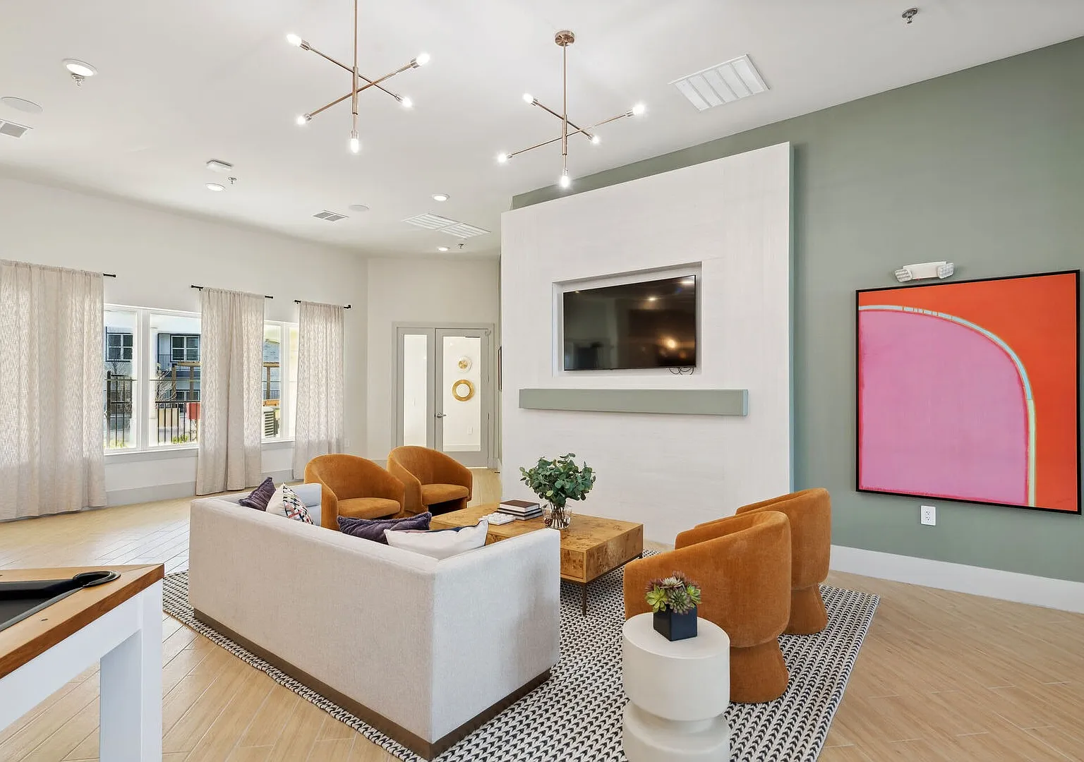 1 bed, 698 sqft, $1,288 — Photo 3